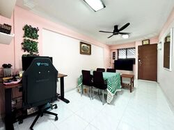 Blk 110 Jurong East Street 13 (Jurong East), HDB 3 Rooms #574220541